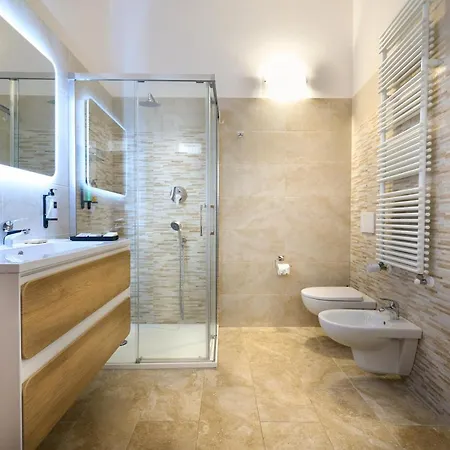 D'azeglio 62 Luxury 4*