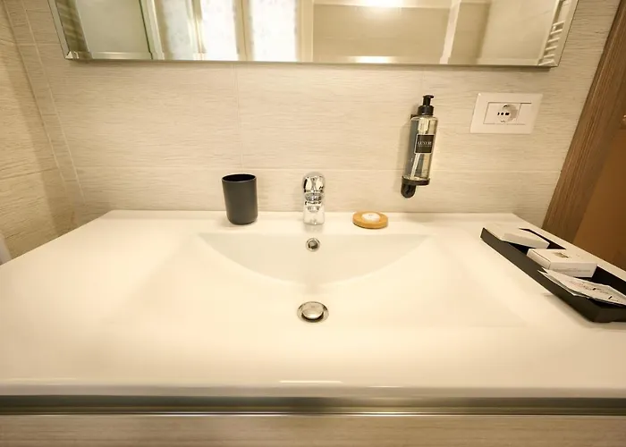 בית הארחה D'azeglio 62 Luxury 4*