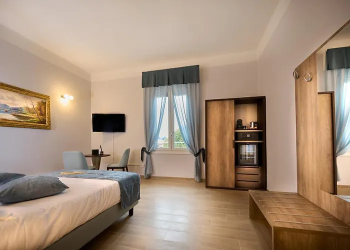 D'azeglio 62 Luxury 4*